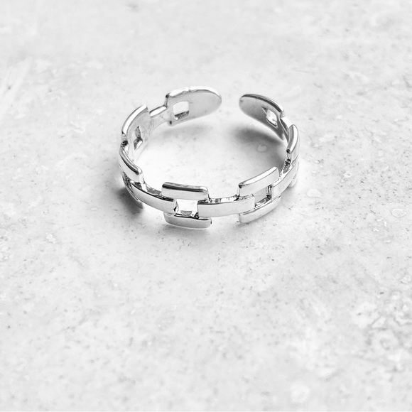 Sterling Silver Square Link Toe Ring, Silver Rings, Chain Links, Silver Band - Picture 4 of 13